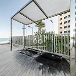 Lejlighed Infinity Blue Groundfloor Apt, Beachfront, Heated Pool - By Oyoostays Torrevieja