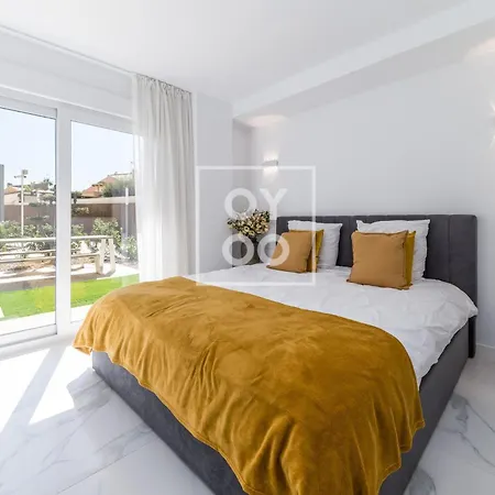 Lägenhet Infinity Blue Groundfloor Apt, Beachfront, Heated Pool - By Oyoostays Torrevieja