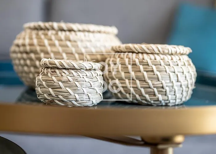 Infinity Blue Groundfloor Apt, Beachfront, Heated Pool - By Oyoostays Apartment *