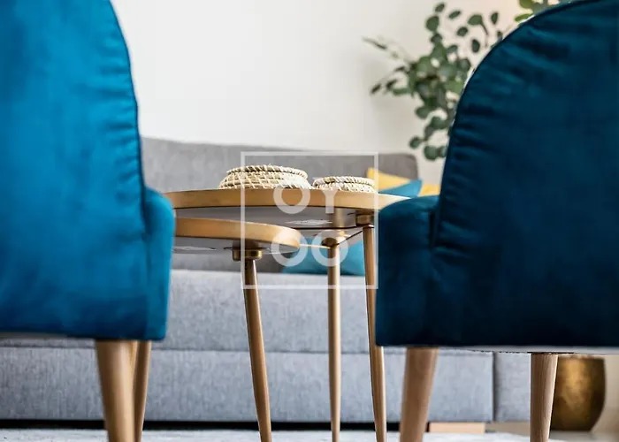 Infinity Blue Groundfloor Apt, Beachfront, Heated Pool - By Oyoostays Apartamento *